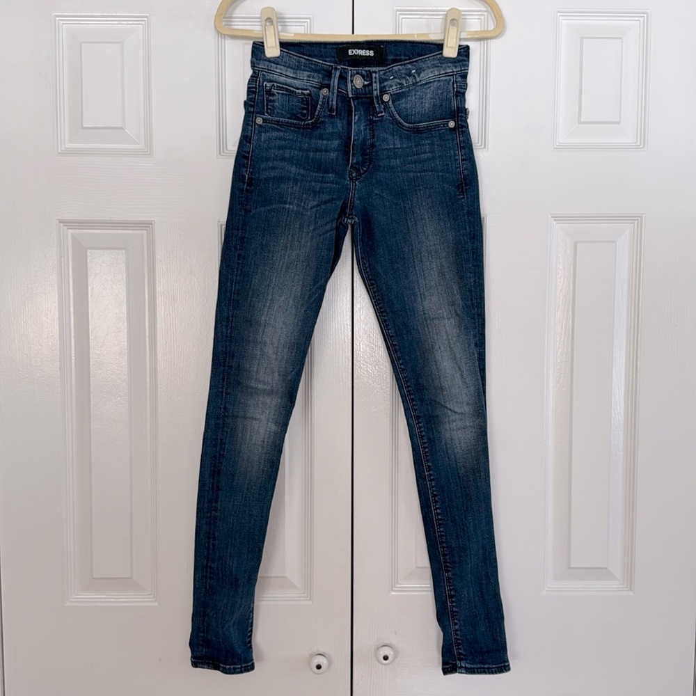 Express Mid Rise Skinny Jeans